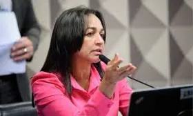 Imagem ilustrativa da imagem CPMI do 8/1: Eliziane quer nova convocação de Silvinei e não descarta depoimento de Bolsonaro