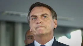 Imagem ilustrativa da imagem Após convocação para depoimento, Bolsonaro é internado para exames