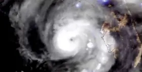 Imagem ilustrativa da imagem Nos EUA, furacão Idalia é elevado à categoria 4, ao se aproximar da Flórida