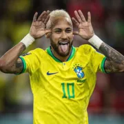 Imagem ilustrativa da imagem Neymar passa Pelé, Rodrygo faz dois e Brasil abre Eliminatórias para Copa do Mundo com goleada