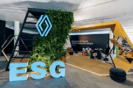 Imagem ilustrativa da imagem Renault E-Tech 100% electric days destaca ações ESG e do Instituto Renault