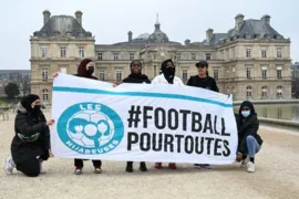 Imagem ilustrativa da imagem COI vai contra ministra dos Esportes da França e libera uso do hijab na Vila Olímpica