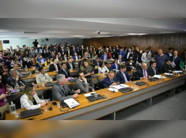 Imagem ilustrativa da imagem CPMI dos atos golpistas: parlamentares aprovam convocação de ex-ministro do GSI de Bolsonaro