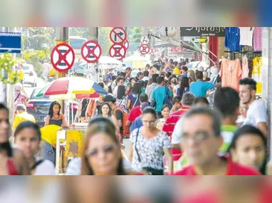 Imagem ilustrativa da imagem Impasse sindical paralisa comércio em Goiás