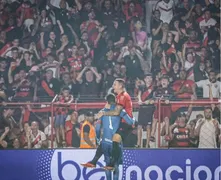 Imagem ilustrativa da imagem Atlético busca empate em casa
