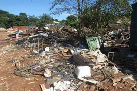 Imagem ilustrativa da imagem Justiça concede liminar para retirada de lixo de aterro clandestino em Aparecida de Goiânia