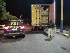 Imagem ilustrativa da imagem Suspeitos de roubar caminhão dos Correios são presos