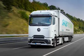 Imagem ilustrativa da imagem Mercedes-Benz eActros 600 enfrentará jornada de teste mais extensa da história da empresa