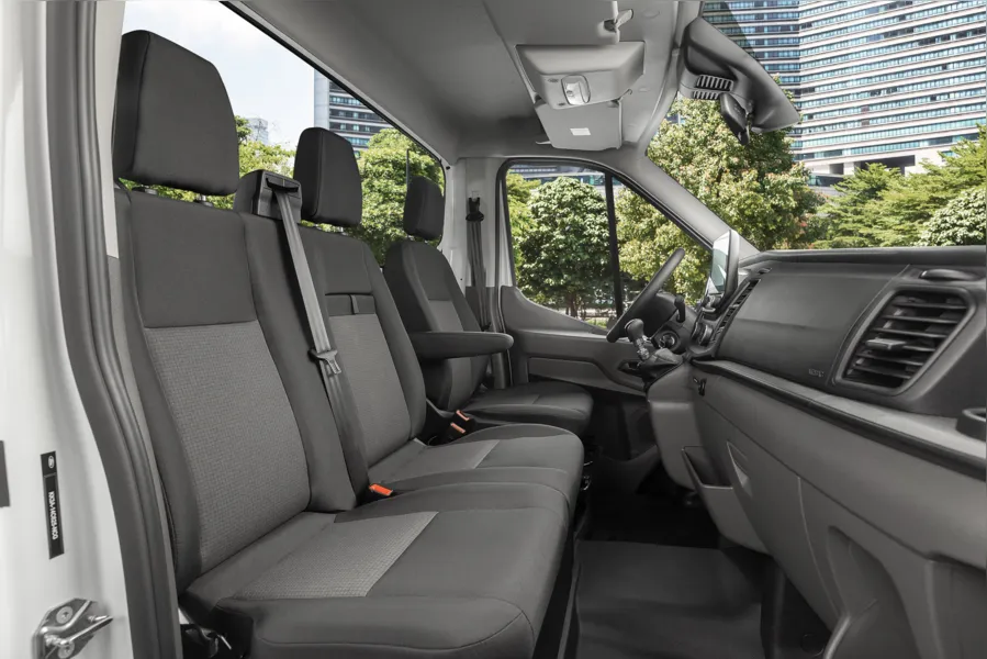 Ford lança Transit Chassi em duas versões e com preço promocional de lançamento de R$ 240 mil