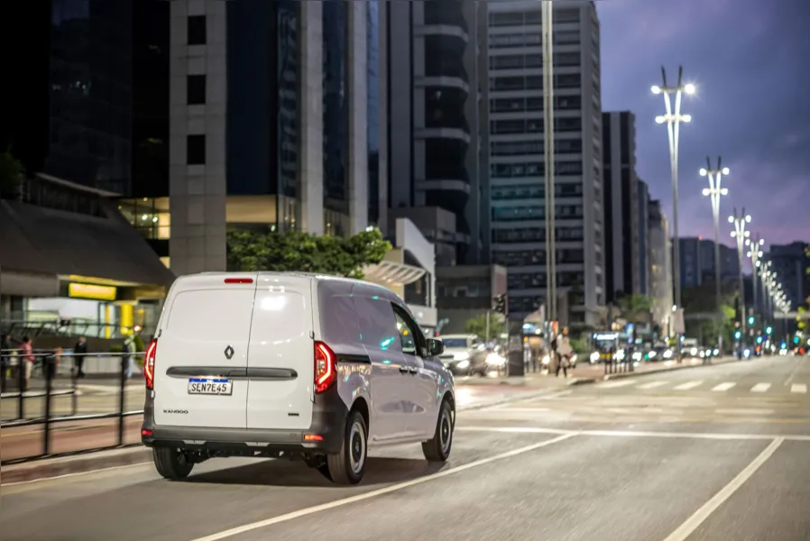 Novo Renault Kangoo elétrico chega ao Brasil com preço de R$ 259.990
