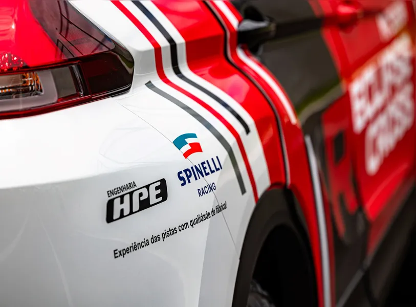 Mitsubishi lança o Eclipse Cross R para competição de rally