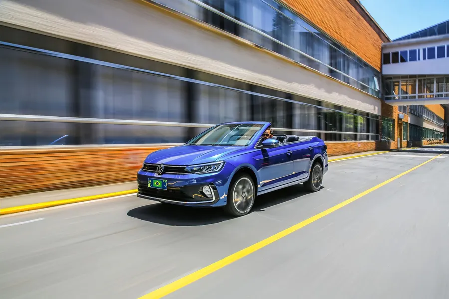 Volkswagen Virtus vira showcar na configuração Cabrio