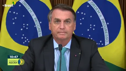 
		'Está definido em lei', diz Bolsonaro ao negar alta de combustível após 2º turno
