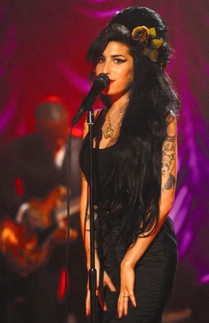 
		Diário mapeia alma de Amy Winehouse, a maior voz do século 21