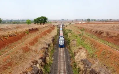 
		Construção de ferrovia levou 40 anos para ficar pronta e custou R$ 11 bilhões