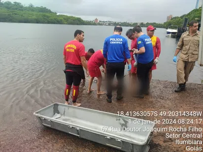 
		Jovens tentam salvar mulher e morrem afogados no Rio Paranaíba