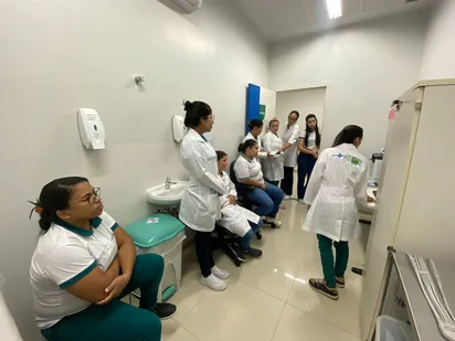 
		Equipe de enfermagem da Policlínica de Goianésia recebe treinamento sobre eletrocardiograma