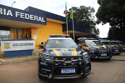
		PRF recebe 29 novas viaturas para patrulhar as rodovias de Goiás