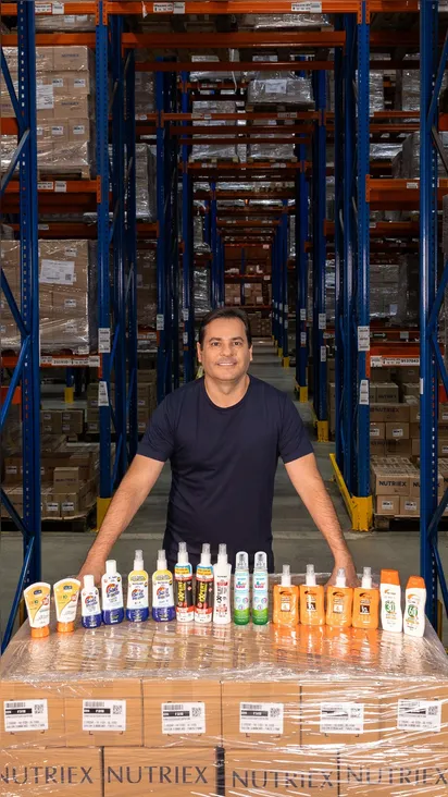 
		CEO das empresas Nutriex e Rennova anuncia a produção de 8 milhões de frascos de repelente