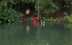 Imagem ilustrativa da imagem Homem que nadava em rio morre após encostar em cabo de energia, em Goiás