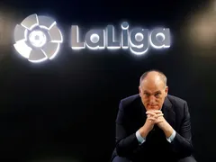 Imagem ilustrativa da imagem Barcelona pede renúncia de presidente da LaLiga por 'apresentar provas falsas' no Caso Negreira