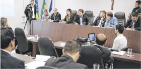 Imagem ilustrativa da imagem Roberto Naves e João Gomes prestam contas aos vereadores