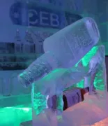 Imagem ilustrativa da imagem Bar feito de gelo começa a funcionar nesta semana em Goiânia