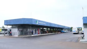 Imagem ilustrativa da imagem Rapaz é esfaqueado dentro de terminal de ônibus em Goiânia