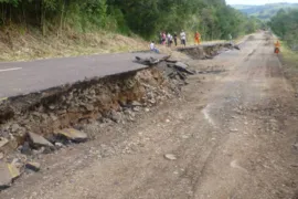 Imagem ilustrativa da imagem Duas rodovias de Goiás estão entre as piores do Brasil 