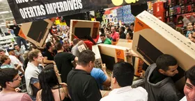 Imagem ilustrativa da imagem Black Friday: Brasileiros devem gastar em média R$ 1.000 com compras, aponta pesquisa