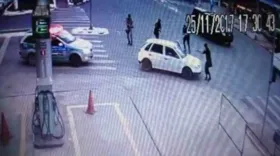 Imagem ilustrativa da imagem Ministério Público e Polícia Militar pedem a prisão dos policiais que atiraram contra carro roubado com refém
