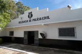 Imagem ilustrativa da imagem Apenas 8,6% das delegacias civis de Goiás atuam com o número suficiente de servidores 