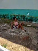Imagem ilustrativa da imagem Moradores do Jardim Guanabara tentam encontrar família de mulher em situação de rua 