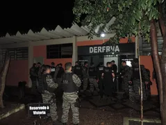 Imagem ilustrativa da imagem Ação policial desarticula quadrilha especializada no roubo de veículos em Goiás