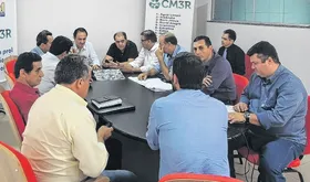 Imagem ilustrativa da imagem José Cunha debate com prefeitos implantação de aterros sanitários