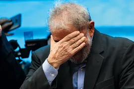 Imagem ilustrativa da imagem Sindicato da PF pede transferência de ex-presidente Lula