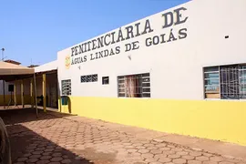 Imagem ilustrativa da imagem Dois detentos são mortos em presídio em Águas Lindas de Goiás