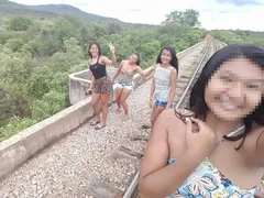 Imagem ilustrativa da imagem Jovens caem de ponte de 10 metros de altura ao tirar selfie