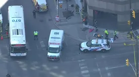 Imagem ilustrativa da imagem Van atropela pedestres e pelo menos 10 ficam feridos no Canadá