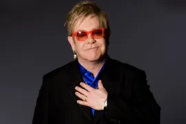 Imagem ilustrativa da imagem Elton John cantará no casamento de Harry e Meghan, afirma site