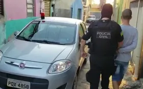 Imagem ilustrativa da imagem Dois homens são presos durante operação contra o roubo de veículos em Goiânia