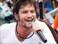 Imagem ilustrativa da imagem Ex-vocalista da Banda Eva, Saulo apresenta o melhor do Axé Music em Goiânia