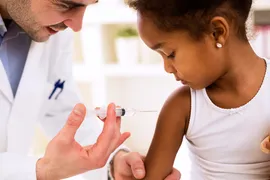 Imagem ilustrativa da imagem MP alerta que pais que não vacinarem filhos contra sarampo e polio podem perder a guarda das crianças
