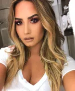 Imagem ilustrativa da imagem Demi Lovato cancela shows no Brasil após overdose