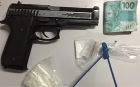 Imagem ilustrativa da imagem Suspeito de vender drogas para jovens em festa é preso em Goiânia
