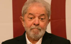 Imagem ilustrativa da imagem Defesa pede liberdade de Lula após decisão do Supremo