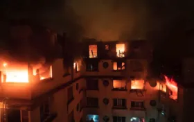 Imagem ilustrativa da imagem Incêndio deixa pelo menos oito mortos em Paris