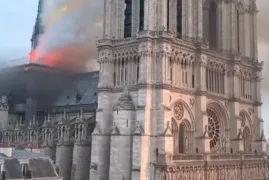 Imagem ilustrativa da imagem 'Não restará nada', diz porta-voz da catedral de Notre Dame