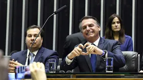 Imagem ilustrativa da imagem Bolsonaro é um dos nomes mais comentados na web no dia da mentira