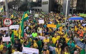 Imagem ilustrativa da imagem Ato a favor de Bolsonaro e ministro Sérgio Moro reuniu 2 mil pessoas em Goiânia